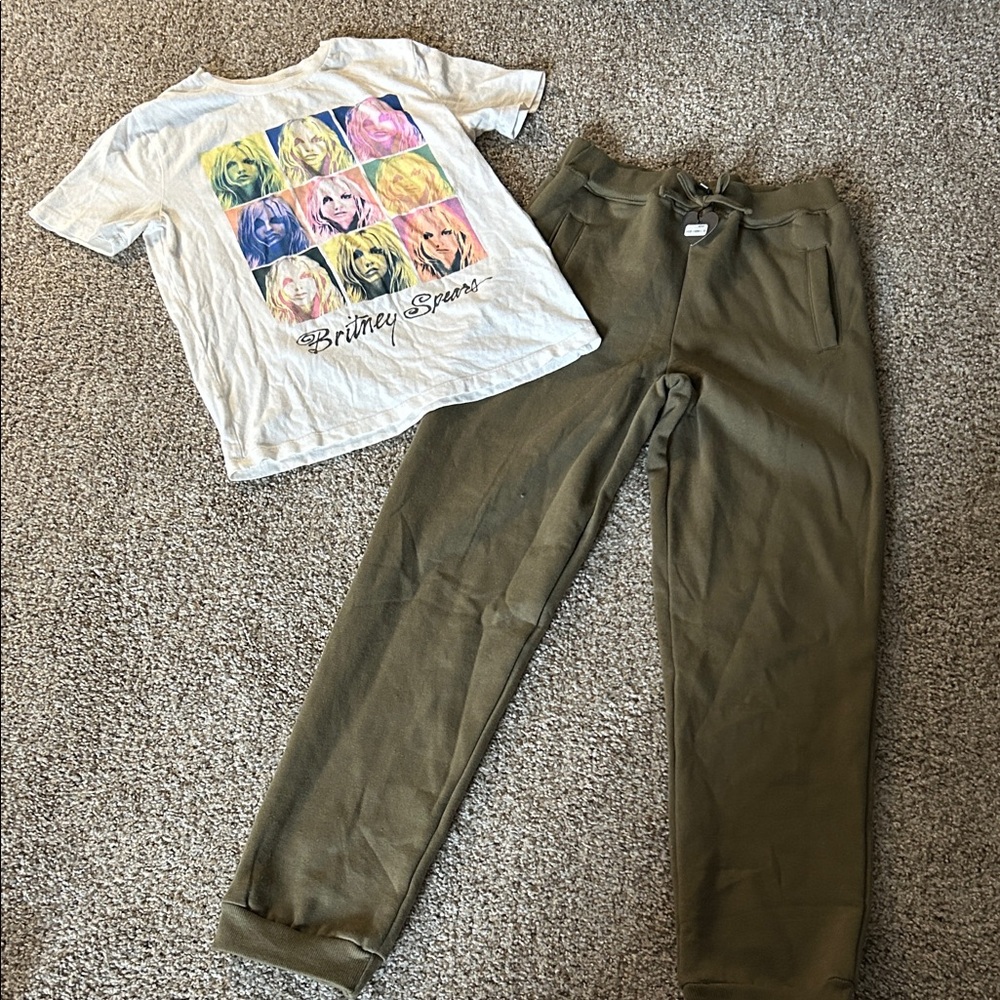 Graphic Tee and Olive Green Joggers Set